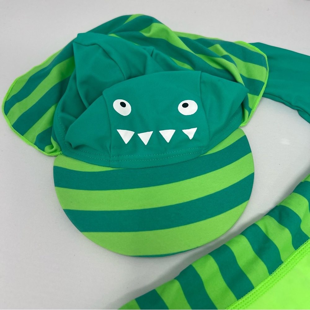 NWT• Baby UPF 50+ Sun Protective SwimSuit & Hat • Size 9-12 Months - Picture 4 of 8